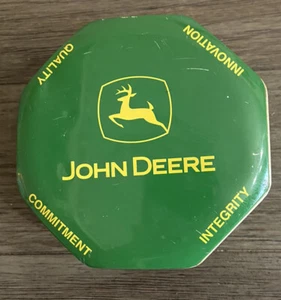 John Deere 1876-2000 8-seitige Logo Dose gebraucht, sehr guter Zustand - Bild 1 von 5