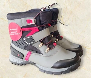 BRAND NEW: Swiss Tech Boys 3M Insulated Winter Waterproof Boots - Size 3 - Picture 1 of 4