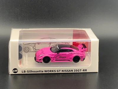 CM Model Nissan LBWK Super Sihouette 35GT-RR Rosa W/ Extra Set Ruote 1/64 - Immagine 1 di 3