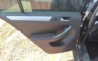 Used Rear Left Door Interior Trim Panel fits: 2014 Volkswagen Jetta  Grade A Foto 1 de 4
