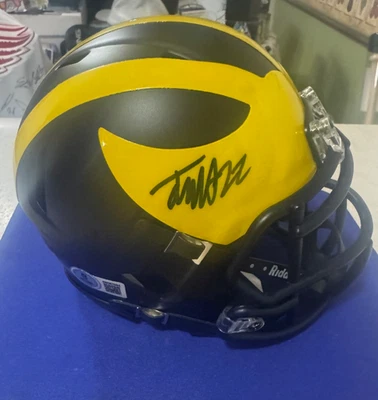 Michigan Wolverines JUSTICE HAYNES  Signed Riddell Replica Mini Helmet Beckett - Image 1 of 2