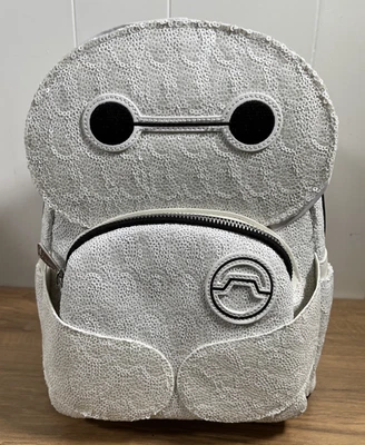 Mini Mochila Baymax Loungefly Big Hero 6 Edición Limitada 10 Aniversario BRILLA Foto 1 de 4
