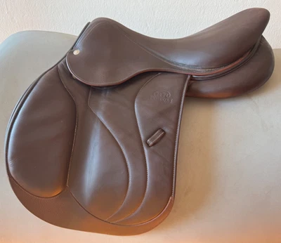 Sillín Devoucoux Biarritz S 17" - 2018 - 2N solapas - Full Buffalo Foto 1 de 4