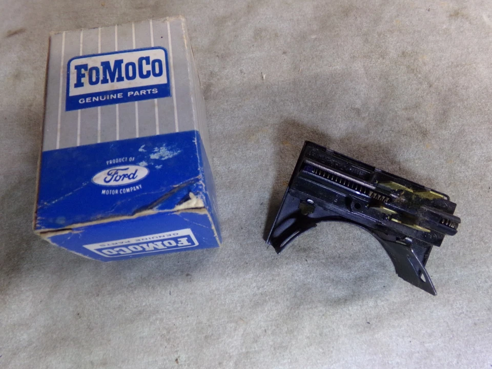 Interruptor de seguridad neutro, Ford Fairlane 1962/64, transmisión F/M/2. NOS Foto 1 de 4