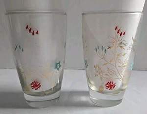 Vtg Mcm Glasses, Floral (12 oz) Lot Of 2 (1 Glass Is Faded) Boho Kitsch - Picture 1 of 11