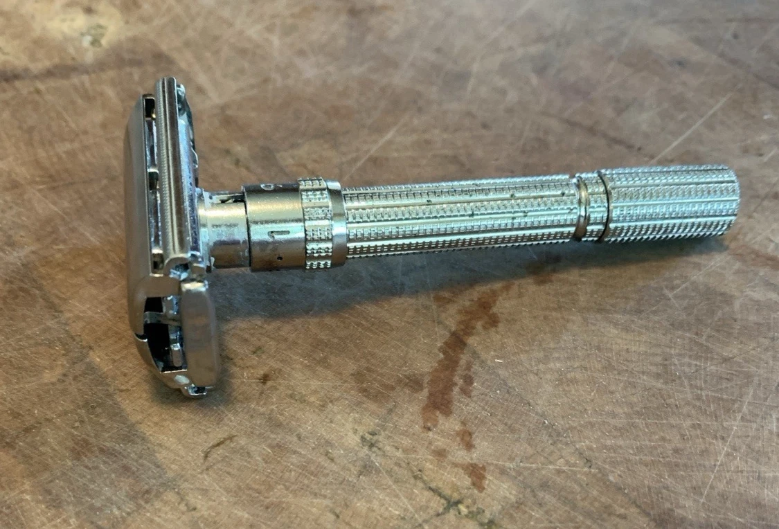 【新品】Gillette Slim Adjustable ジレット 両刃カミソリ Gilletteジレット Slim Adjustable カミソリ