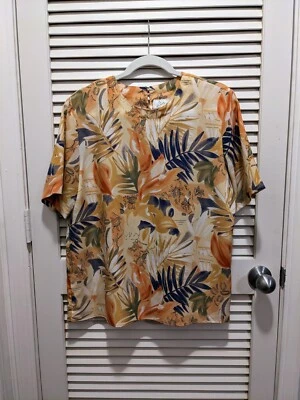 Blusa pulóver para mujer Kathy Che cuello alto manga corta estampado tropical mediano Foto 1 de 4