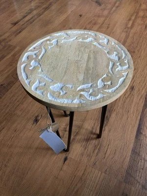 Wooden Base Table Plant Stand 15" Sturdy Metal Legs New - Image 1 of 4