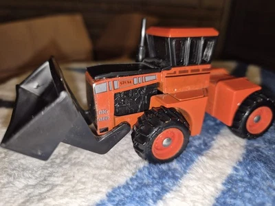 ERTL Big Bud 525/84 Farm Tractor 🚜 with Loader 1/64 Vintage VHTF Rare - Image 1 of 4