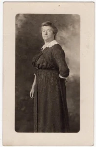 VINTAGE RPPC REAL PHOTO POSTCARD OLDER WOMAN IN BLACK DRESS LACE COLLAR 091421 Q - Picture 1 of 3