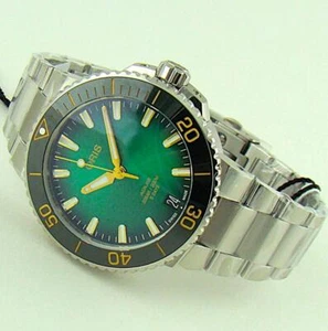 New 2025 Oris Aquis Date Steel Green Dial 41mm 01 400 7769 4127-07 8 22 09PEB - Picture 1 of 7