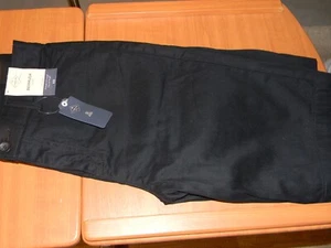 NWT St. John's Bay Women's SZ 10 Black Classic Fit Bermuda Shorts- Button Front - Picture 1 of 4