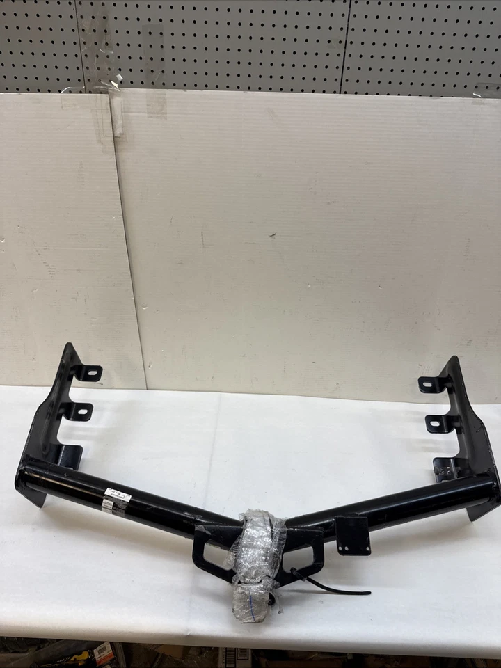 Enganche de remolque Reese para 99-13 Chevy Silverado GMC Sierra 1500 y 99-04 2500 LD Foto 1 de 4