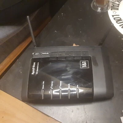 AVM FRITZ!Box 7272 450 Mbps 4-Port Gigabit WLAN Router - Bild 1 von 3