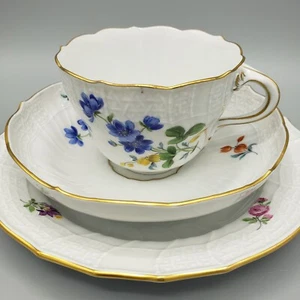 Meissen Cup Saucer & Dessert Plate Hand Painted Numbered Underlined Swords Rare - Picture 1 of 24