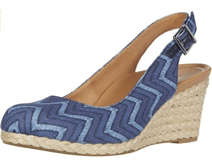 Vionic Womens Aruba Coralina Navy Chevron Espadrilles Size 8 (wide)