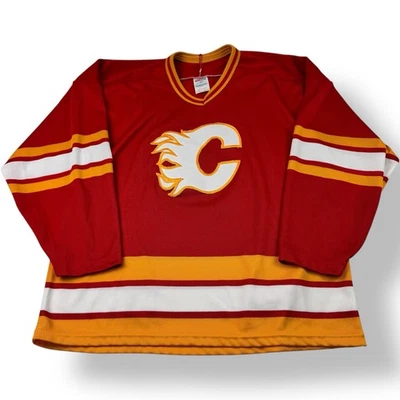 CCM Maska Red Calgary Flames V-Neck Hockey Jersey Men’s Size Large Vintage - Image 1 of 4