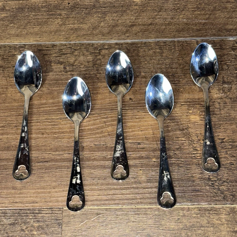 Cucharadita de plata brillante perforada de acero inoxidable de Mickey Mouse de Disney 5 piezas Foto 1 de 4