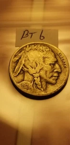 1924 D USA Buffalo Nickel 5 Cent Coin Bt2. - Picture 1 of 2