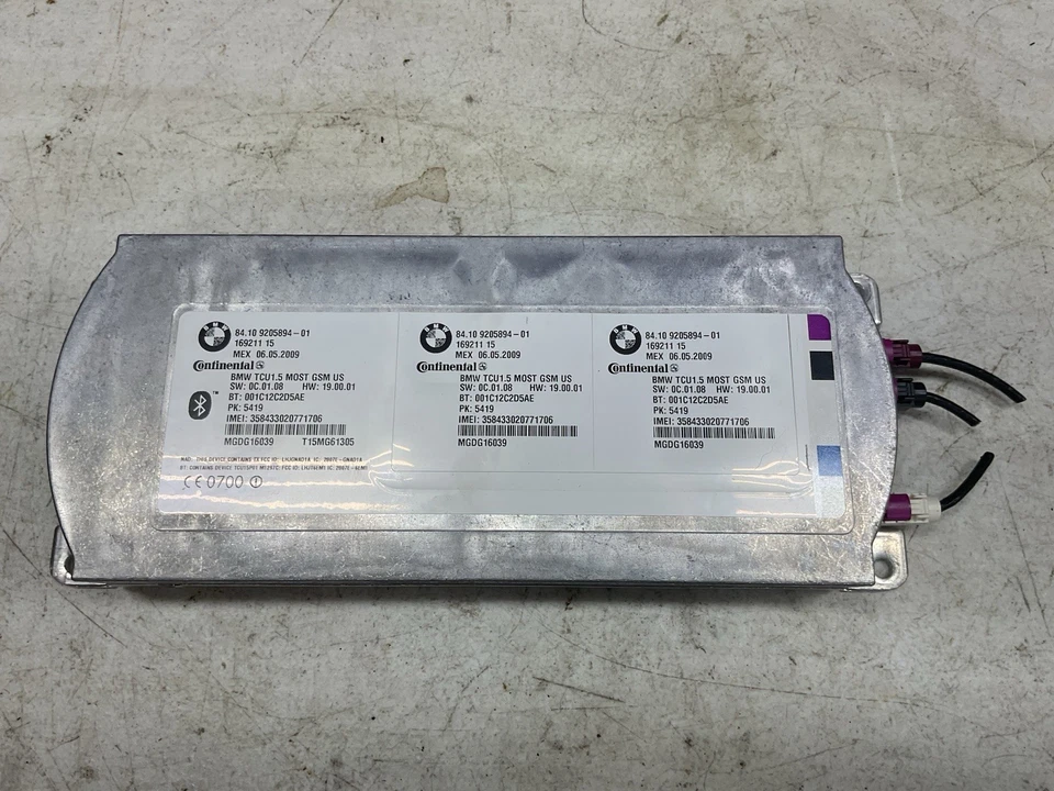 2010 BMW 528i xDrive Telematics Bluetooth Communicate Control OEM - Image 1 of 4