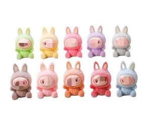 Figura Decorativa Anime, Mini Labub, Figura Anime, Mini Peluche Labub. - Imagen 1 de 1
