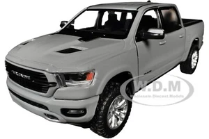 2019 RAM LARAMIE 1500 CREW CAB PICKUP TRUCK GRAY 1/27 DIECAST BY MOTORMAX 79357 - Picture 1 of 6