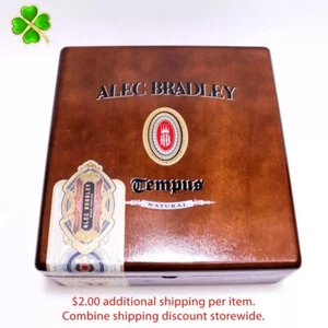 Caja de cigarros de madera vacía natural Alec Bradley Figurado Tempus 7,75" x 7,25" x 2,75" - Imagen 1 de 10