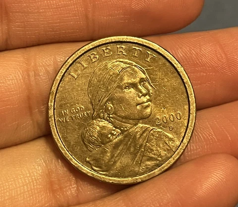 2000 D SACAGAWEA ONE DOLLAR COIN US LIBERTY GOLD COLOR Cover