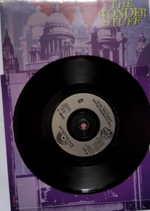The Wonder Stuff – Caught In My Shadow 7" vinyl record 1991 + picture sleeve - Picture 1 of 4