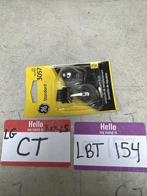 GE 3057 Miniature Lamp Bulb 27w 7w Plastic Wedge 12 volt - Image 1 of 2