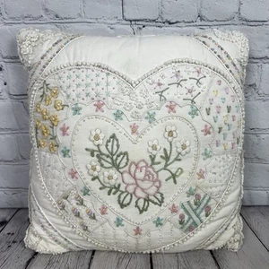 Something Special Candlewicking Hand Embroidered Spring Throw Pillow Heart 80's - Picture 1 of 15