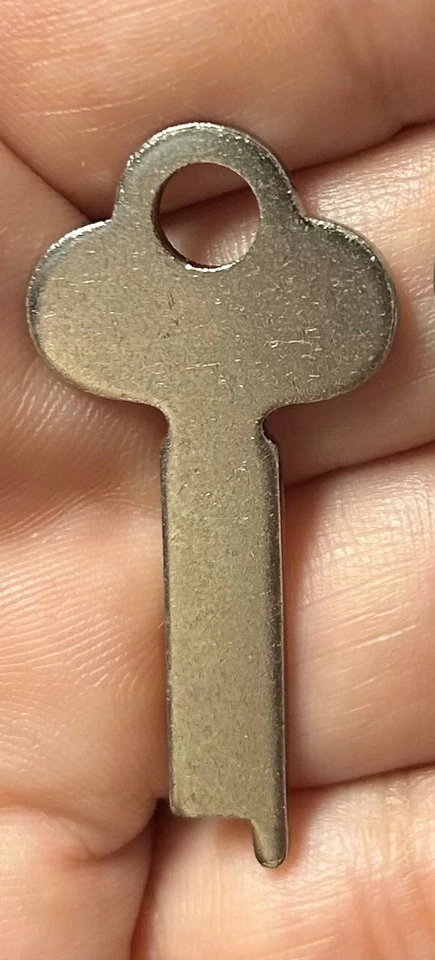 Ilco 1417A for Eagle Specialty Flat Steel Key Blank uncut (1 Key) - Image 1 of 1