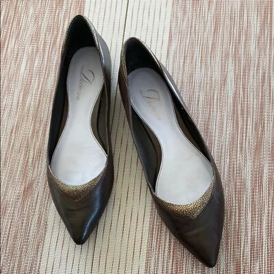 Zapatos para mujer Delman marrón y dorado con punta. Talla 8 Foto 1 de 4