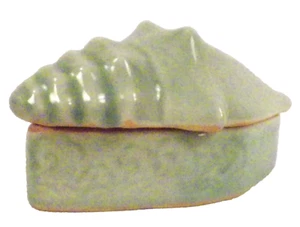 Conch Shell Trinket Box Sage Green Art Pottery Mid Century A Beauty - Picture 1 of 7