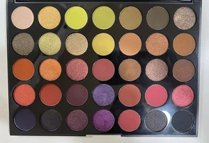 MORPHE 35M Boss Mood Artistry Palette - Picture 1 of 3
