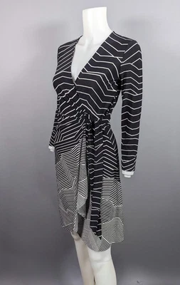 BCBG MAXAZRIA Adele Wrap Dress Black White Geometric Stripe Classic Stretch XS - Image 1 of 4