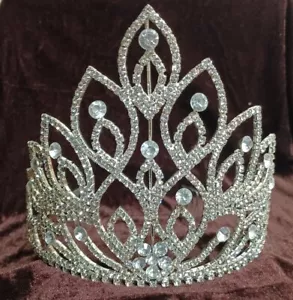 Wholesale Lots 17 Pcs Large Crystal Bridal Princess Tiara Crown 6 1/2" x 5 1/4" - Picture 1 of 2