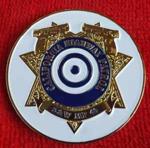 CALIFORNIA HIGHWAY PATROL S&W MP 40 CHALLENGE COIN CHP (POLICE LAPD FBI - Foto 1 di 2