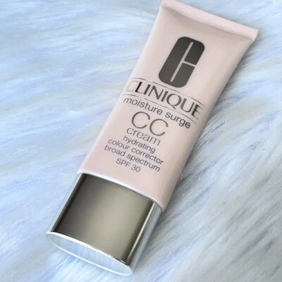 Nuevo CLINIQUE Moisture Surge CC Crema Hidratante Corrector de Color SPF30 ~ Muy Ligero Foto 1 de 3