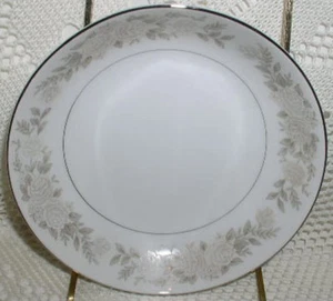 Fine China Japan Adele 3736 Fruit Berry 5-3/4" Bowl Bowls Excellent Condition - Picture 1 of 2