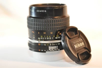 Nikon Micro Nikkor 55mm F/2.8 AI-S PRIME MACRO lens for FA FM2 F3 HP FE FG F5 DF - Image 1 of 4