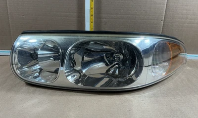 Conjunto de faros laterales del conductor izquierdo Buick LeSabre 2000-2005 25713361 Foto 1 de 4