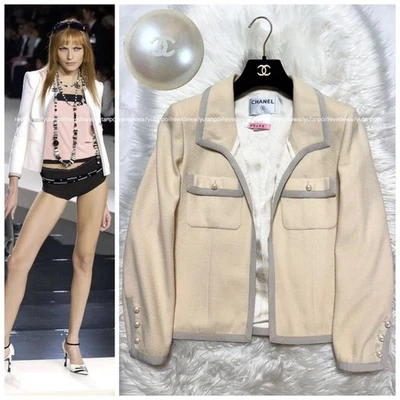 Chaqueta CHANEL con Botones Perla y Lana Tubería Talla 40 Gris Marfil Para Mujer Foto 1 de 4