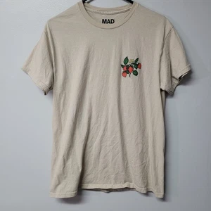 Camiseta MAD Engine "Farmers Market" Gráfico Fresa Beige Mujer Talla M - Imagen 1 de 6