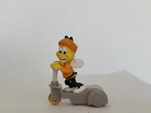 Vintage small Honey Nut Cheerios Bee on Scooter plastic toy - Picture 1 of 5