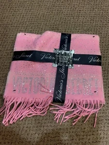 Neu mit Etikett Victoria's Secret Winter Angel Collection funkelnder Signatur gestreifter Schal - Bild 1 von 2
