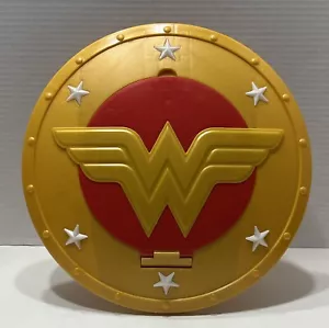 Mattel DC Super Hero Wonder Woman 12" Toy Shield 2015 - Picture 1 of 11