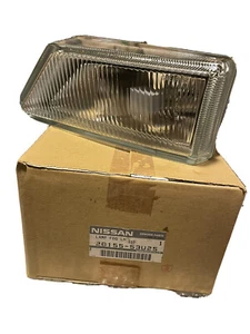 Luz antiniebla izquierda lado del conductor original Infiniti i30 1996-1999 OEM 2615553U25 - Imagen 1 de 5