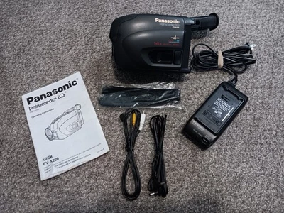 Panasonic PV-A226D Palmcorder with Charger, A/V Cord, AC Cord, Manual, and Strap - Image 1 of 4