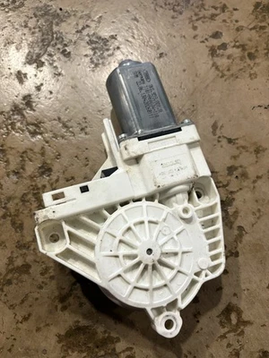 Audi A4 2013-2017 motor regulador de cristal ventana lateral delantera izquierda 8K0-959-801-A OEM Foto 1 de 4